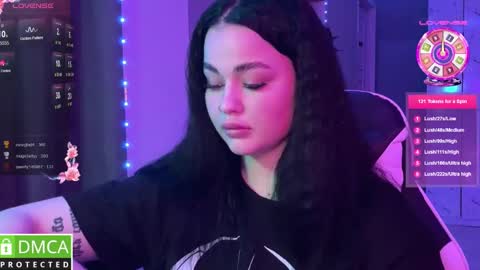 Mia online show from March 12, 2025, 2:52 am