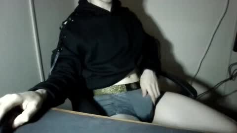 Snapshot of kokszfox chatting on October 6, 2025, 8:34 am KokszFox online show from October 6, 2025, 8:34 am