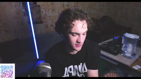 Snapshot of kolyakayne chatting on April 28, 2026, 6:46 pm Kolya Kayne online show from April 28, 2026, 6:46 pm