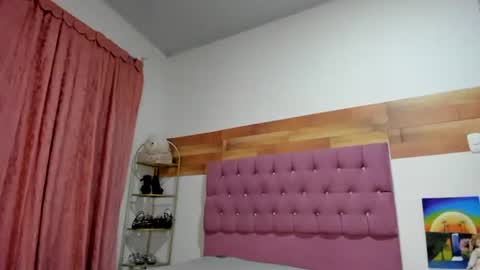 Snapshot of konie_hot chatting on October 1, 2025, 12:49 am konie Diaz online show from October 1, 2025, 12:49 am