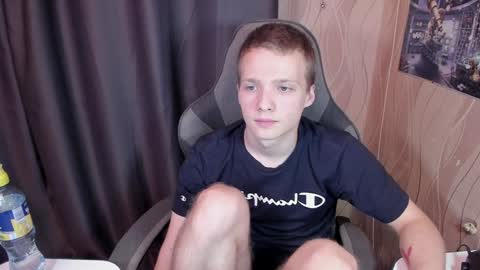 Snapshot of konnor_deviant chatting on December 10, 2024, 8:16 pm konnor_deviant online show from December 10, 2024, 8:16 pm