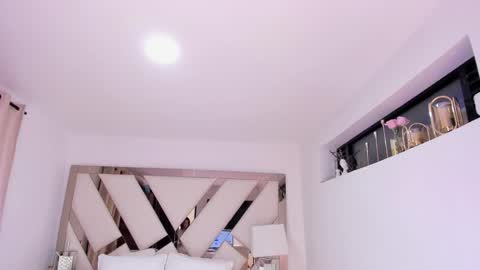 Koral Cuz online show from October 16, 2025, 5:47 pm