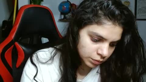 Snapshot of koranikky08 chatting on December 13, 2024, 12:53 am Karoll online show from December 13, 2024, 12:53 am