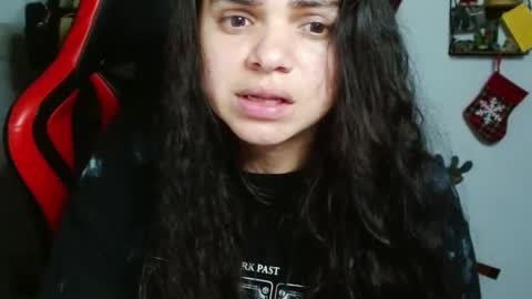 Snapshot of koranikky08 chatting on December 21, 2024, 2:41 am Karoll online show from December 21, 2024, 2:41 am