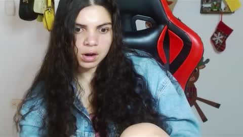 Snapshot of koranikky08 chatting on December 24, 2024, 9:55 pm Karoll online show from December 24, 2024, 9:55 pm