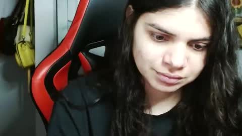 Snapshot of koranikky08 chatting on January 8, 2025, 1:11 am Karoll online show from January 8, 2025, 1:11 am