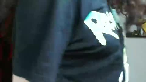 Snapshot of koranikky08 chatting on January 8, 2025, 4:12 am Karoll online show from January 8, 2025, 4:12 am