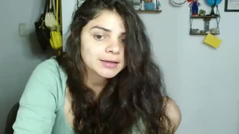 Snapshot of koranikky08 chatting on January 29, 2025, 12:33 am Karoll online show from January 29, 2025, 12:33 am