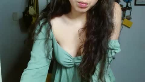 Snapshot of koranikky08 chatting on January 29, 2025, 3:33 am Karoll online show from January 29, 2025, 3:33 am