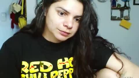 Snapshot of koranikky08 chatting on February 1, 2025, 9:40 pm Karoll online show from February 1, 2025, 9:40 pm