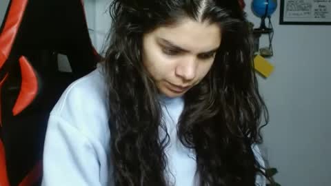 Snapshot of koranikky08 chatting on February 15, 2025, 12:37 am Karoll online show from February 15, 2025, 12:37 am