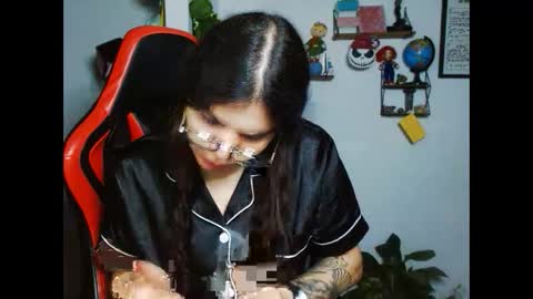 Snapshot of koranikky08 chatting on February 16, 2025, 1:47 am Karoll online show from February 16, 2025, 1:47 am