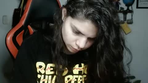 Snapshot of koranikky08 chatting on February 26, 2025, 2:15 am Karoll online show from February 26, 2025, 2:15 am