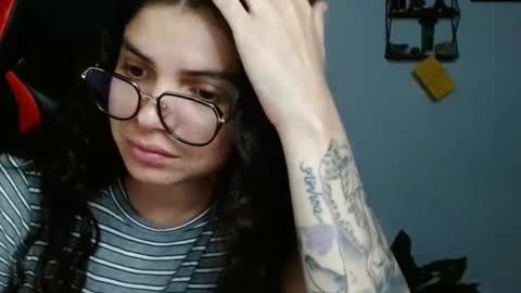 Snapshot of koranikky08 chatting on February 27, 2025, 2:53 am Karoll online show from February 27, 2025, 2:53 am