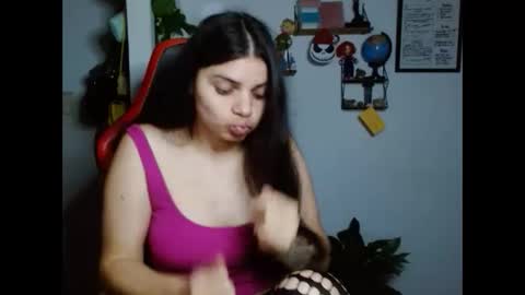 Snapshot of koranikky08 chatting on March 6, 2025, 1:05 am Karoll online show from March 6, 2025, 1:05 am