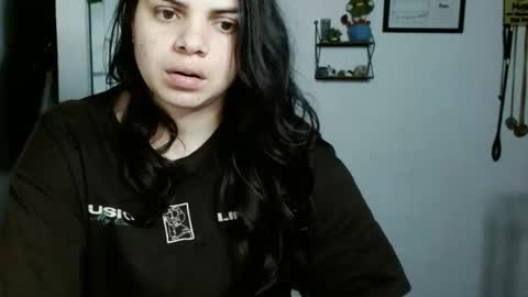 Snapshot of koranikky08 chatting on September 16, 2025, 2:23 am Karoll online show from September 16, 2025, 2:23 am