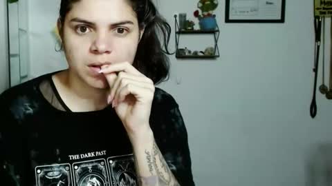 Snapshot of koranikky08 chatting on September 18, 2025, 2:13 am Karoll online show from September 18, 2025, 2:13 am