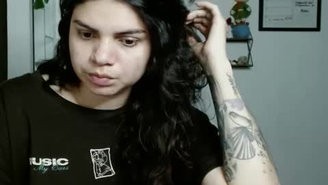 Snapshot of koranikky08 chatting on September 20, 2025, 2:12 am Karoll online show from September 20, 2025, 2:12 am