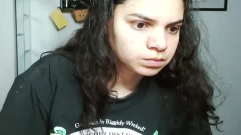 Snapshot of koranikky08 chatting on October 9, 2025, 1:58 am Karoll online show from October 9, 2025, 1:58 am