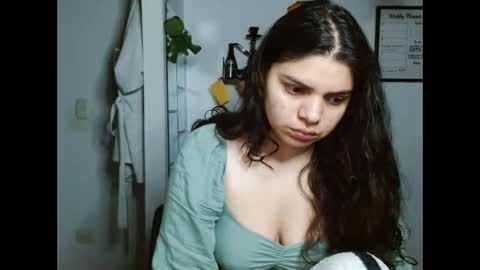 Snapshot of koranikky08 chatting on October 22, 2025, 2:12 am Karoll online show from October 22, 2025, 2:12 am