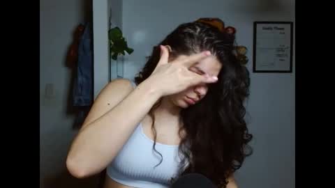 Snapshot of koranikky08 chatting on November 8, 2025, 2:45 am Karoll online show from November 8, 2025, 2:45 am