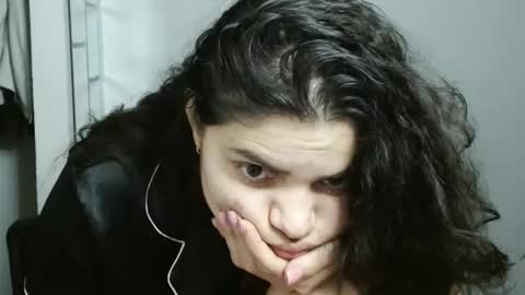 Snapshot of koranikky08 chatting on November 13, 2025, 2:21 am Karoll online show from November 13, 2025, 2:21 am