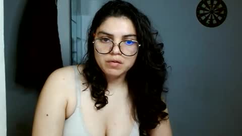 Snapshot of koranikky08 chatting on June 11, 2026, 2:11 am Karoll online show from June 11, 2026, 2:11 am