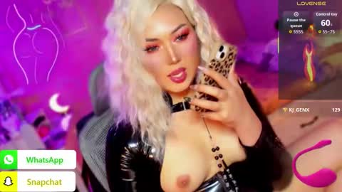 MISS ALICIA online show from November 12, 2025, 1:50 am