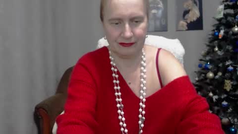 Snapshot of koroleva70 chatting on January 12, 2025, 9:29 pm VIKA online show from January 12, 2025, 9:29 pm