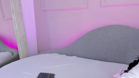 K O S M I C online show from July 7, 2026, 1:37 pm