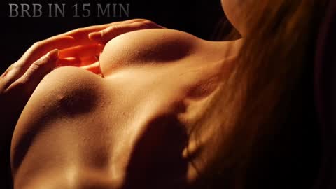 Snapshot of kottyaa_ch chatting on January 2, 2025, 3:37 am Kottyaa cb FOLLOWING online show from January 2, 2025, 3:37 am