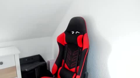 Snapshot of kozik1992 chatting on January 17, 2026, 9:14 am Bartek online show from January 17, 2026, 9:14 am