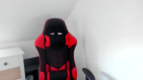 Snapshot of kozik1992 chatting on February 28, 2026, 8:26 am Bartek online show from February 28, 2026, 8:26 am