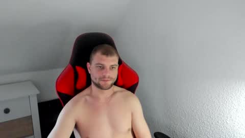 Snapshot of kozik1992 chatting on March 9, 2026, 6:06 am Bartek online show from March 9, 2026, 6:06 am