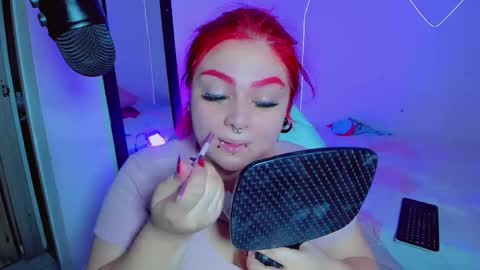 Snapshot of kpayton99 chatting on February 12, 2025, 2:45 am Khloe online show from February 12, 2025, 2:45 am