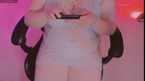 Snapshot of kpayton99 chatting on August 9, 2026, 3:23 am Khloe online show from August 9, 2026, 3:23 am