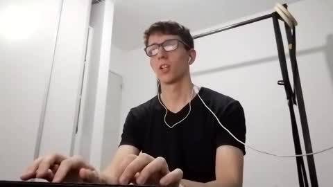 Facu online show from February 10, 2026, 7:12 am