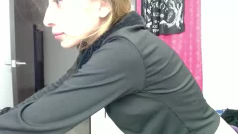 kratos_and_afrodita online show from January 7, 2026, 12:24 am