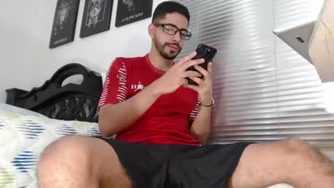 kratoswolf online show from June 30, 2026, 1:23 pm