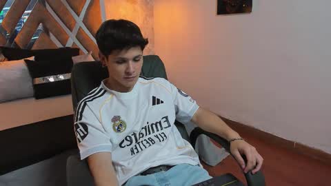 Snapshot of kraven_lust chatting on September 19, 2025, 3:08 am Kraven online show from September 19, 2025, 3:08 am