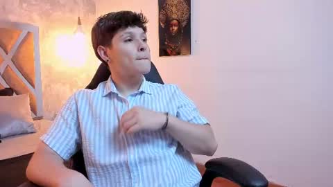 Snapshot of kraven_lust chatting on June 14, 2026, 3:08 am Kraven online show from June 14, 2026, 3:08 am