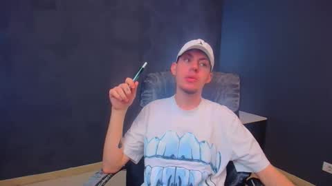 KrewVaughn online show from March 10, 2026, 10:53 am