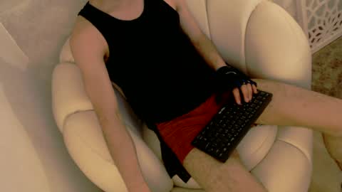 Snapshot of kreyikoz chatting on June 12, 2026, 11:57 pm kreyikoz online show from June 12, 2026, 11:57 pm