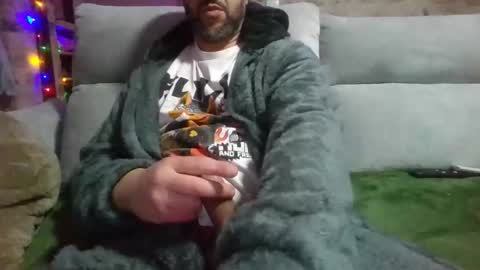 Snapshot of krime59100 chatting on December 16, 2025, 1:43 am krime59100 online show from December 16, 2025, 1:43 am