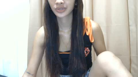 Snapshot of kris_fowler chatting on July 19, 2026, 10:35 pm kris_fowler online show from July 19, 2026, 10:35 pm