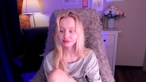 Snapshot of kris_grant chatting on February 8, 2025, 1:44 pm kris_grant online show from February 8, 2025, 1:44 pm