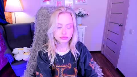 Snapshot of kris_grant chatting on March 1, 2025, 10:13 am kris_grant online show from March 1, 2025, 10:13 am