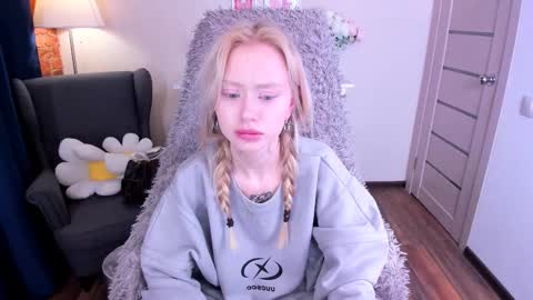 Snapshot of kris_grant chatting on March 2, 2025, 10:24 am kris_grant online show from March 2, 2025, 10:24 am