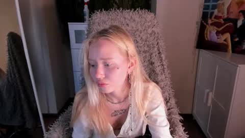 Snapshot of kris_grant chatting on October 4, 2025, 10:24 am kris_grant online show from October 4, 2025, 10:24 am