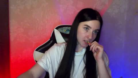 Snapshot of krisbadass chatting on September 12, 2025, 7:36 pm Kris online show from September 12, 2025, 7:36 pm